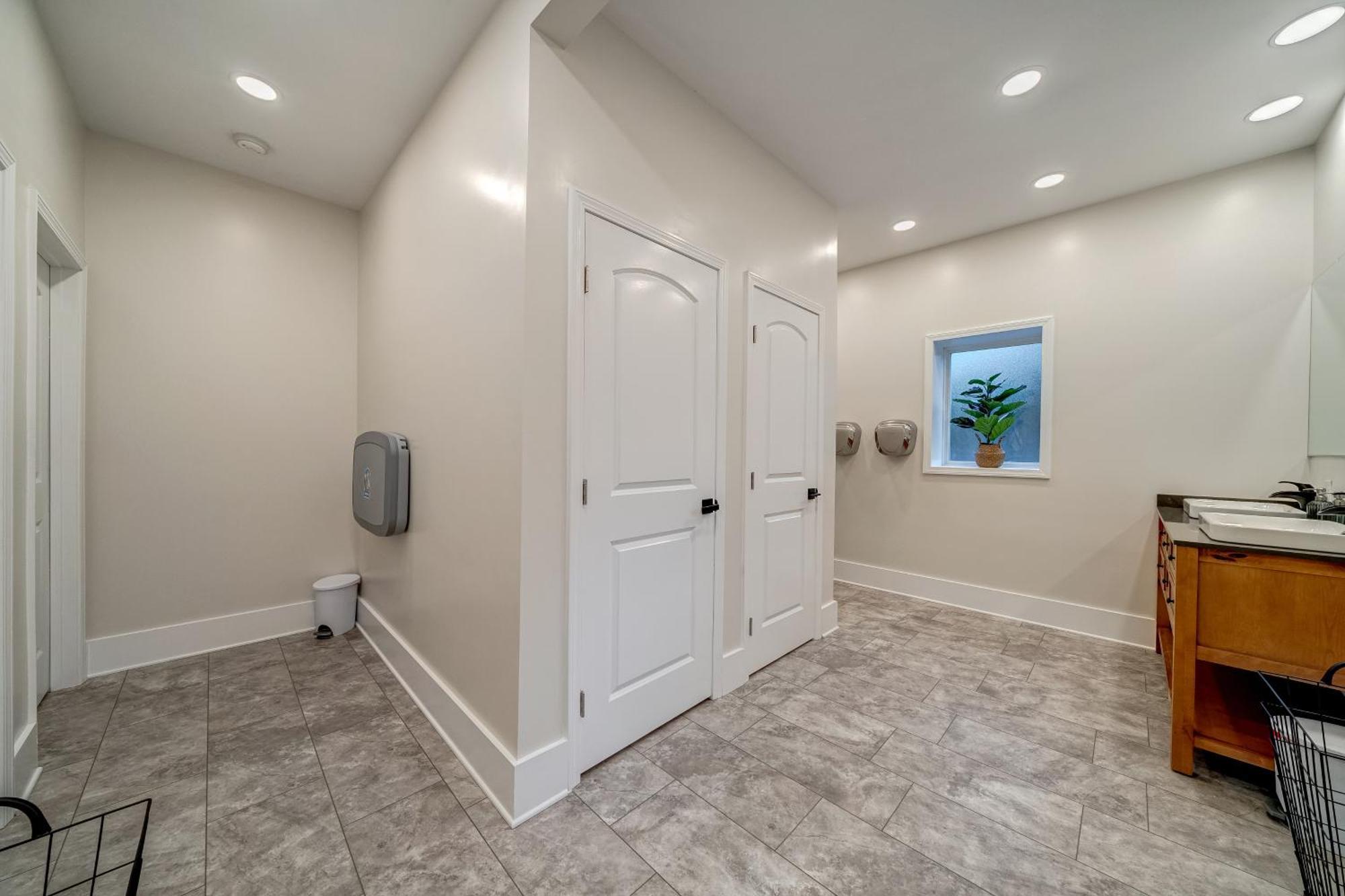 Hotel Firefly Ridge Luxury Retreat Great Cacapon Esterno foto