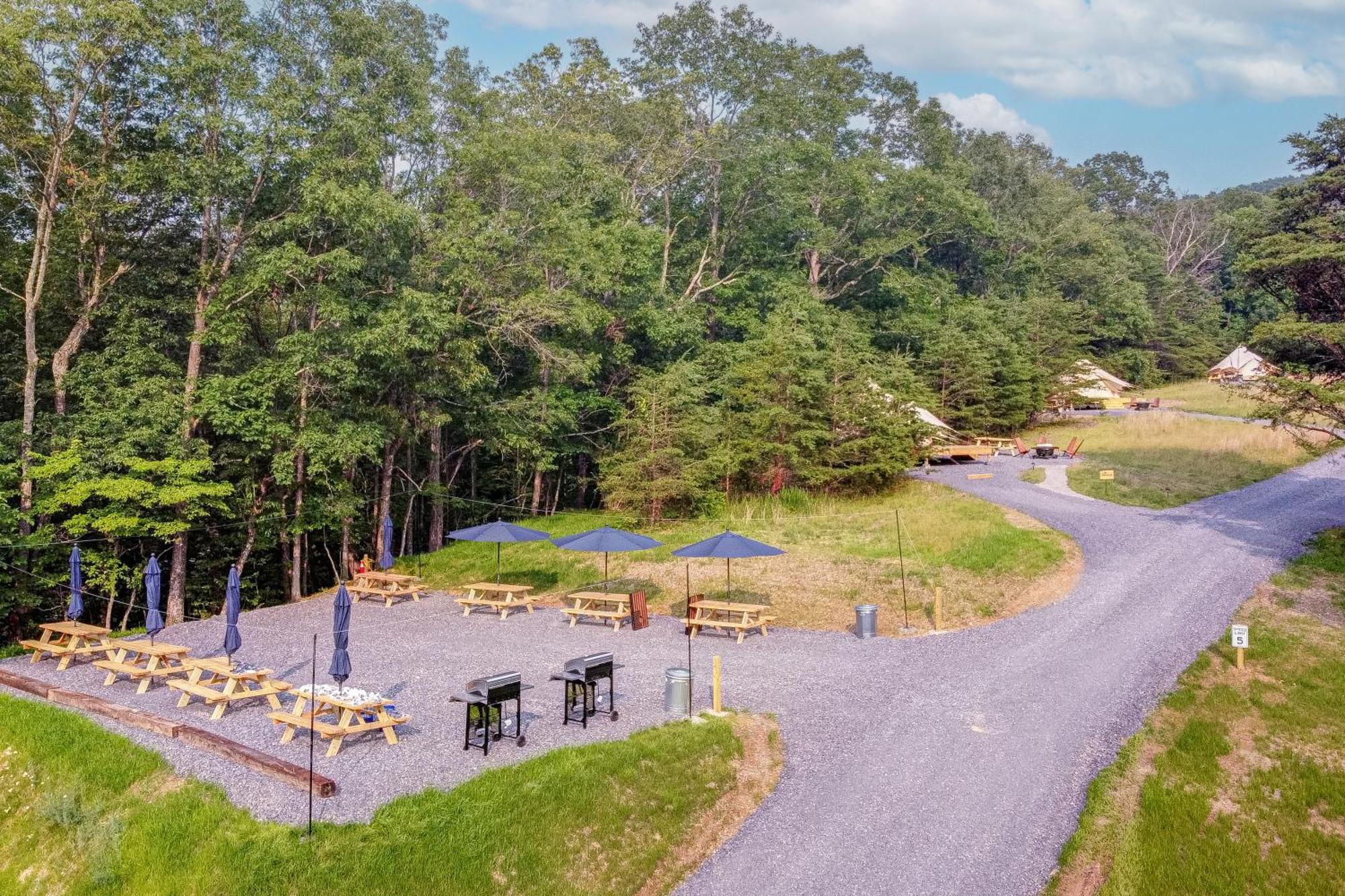 Hotel Firefly Ridge Luxury Retreat Great Cacapon Esterno foto
